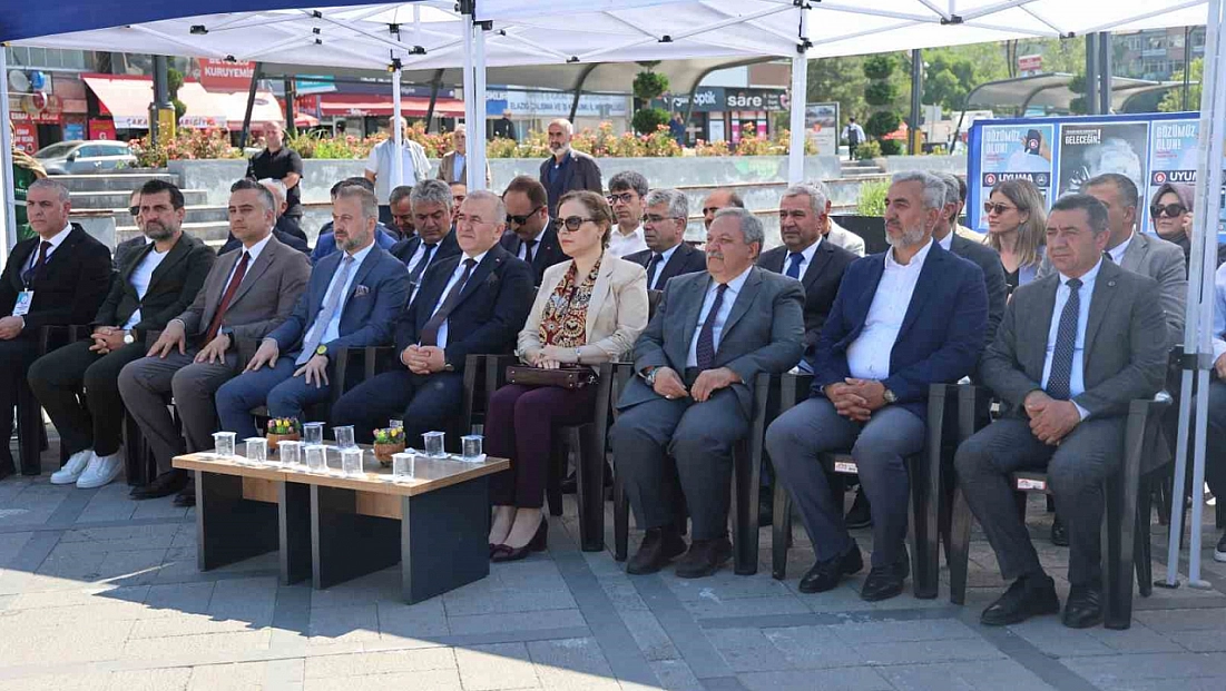 Hayat Boyu Öğrenme Şenliği Elazığ'da Yoğun Katılım