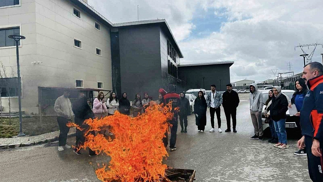 Elazığ'da Afet Bilinci Eğitimi Verildi