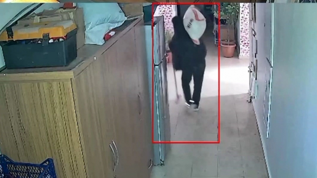 Engelli Vatandaşın Un Çuvalını Çaldı