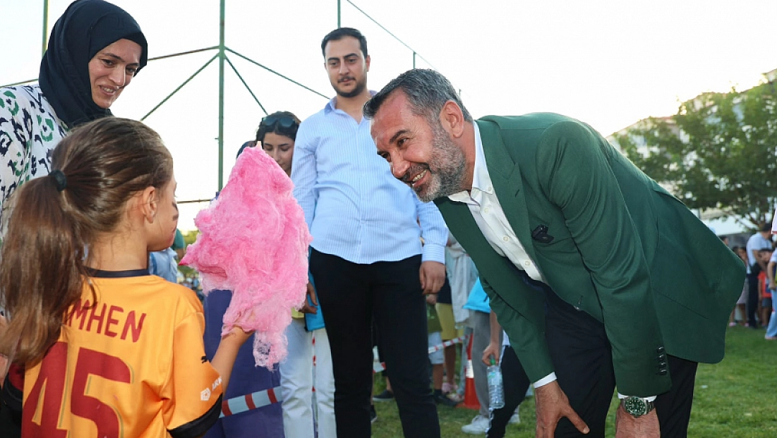 Başkan Şerifoğulları Çocuklarla Buluştu