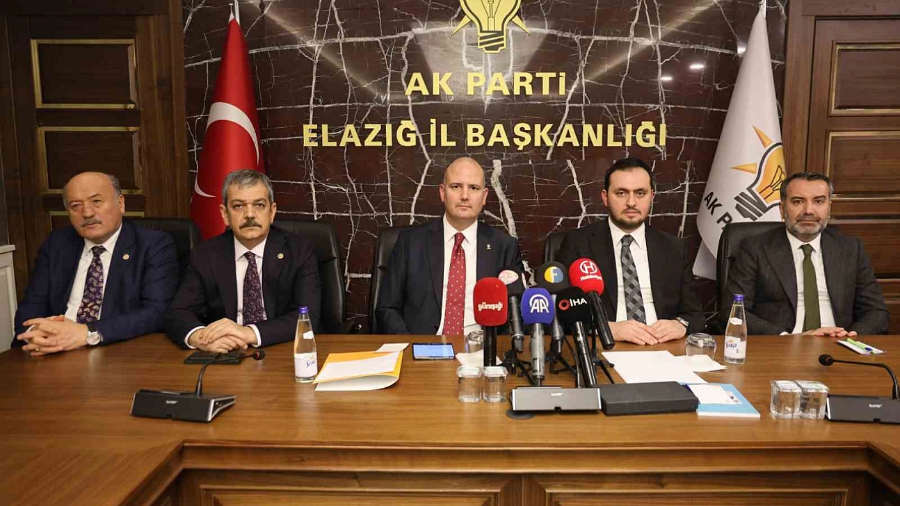İleri: 'Türkiye Coğrafyamız ve Dünya İçin Umut Olmaya Devam Ediyor'