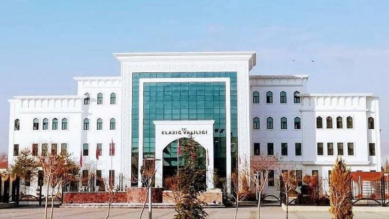 ALES/2 Adaylarının Dikkatine: Elazığ Merkez İlçe Nüfus Müdürlüğü Pazar Günü Açık Olacak