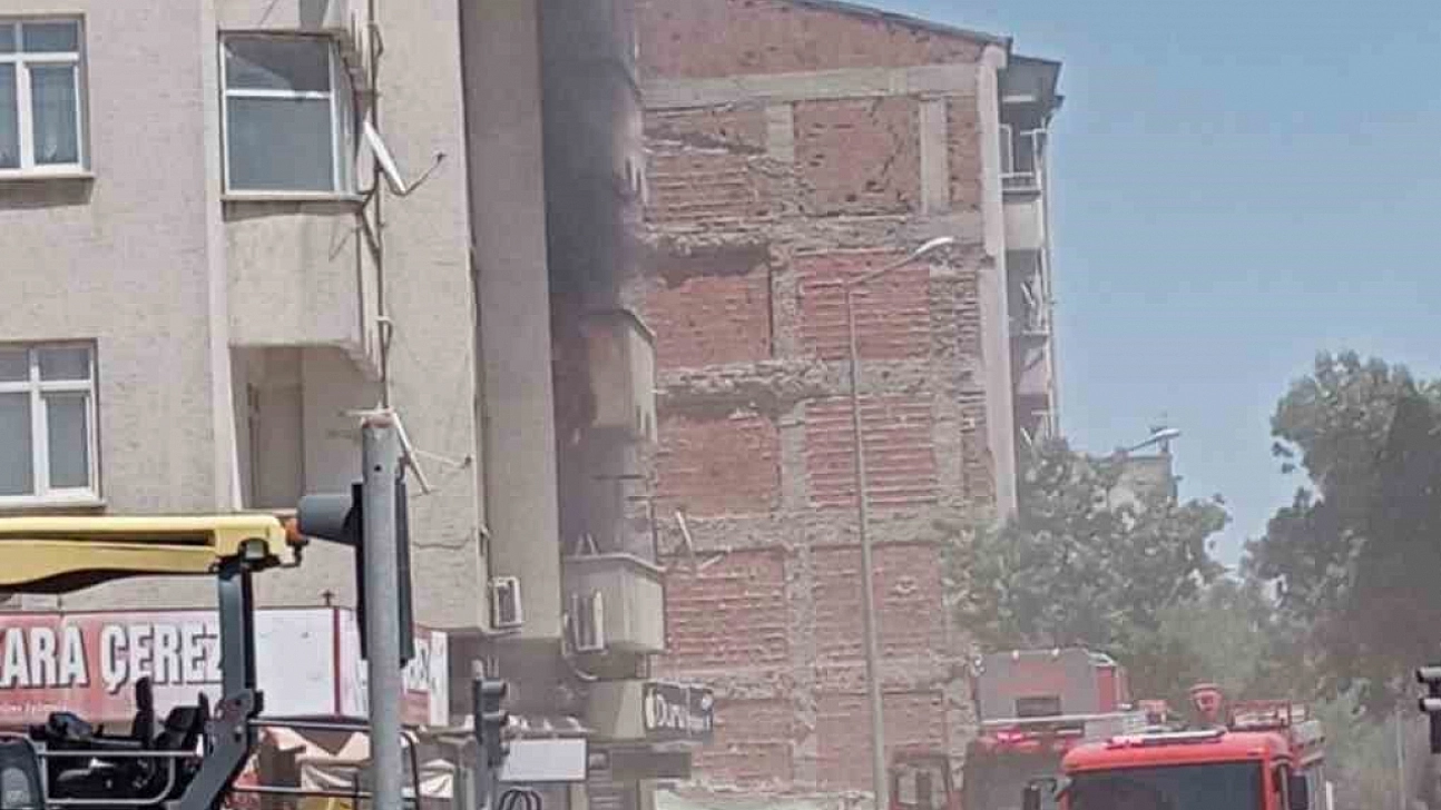 Elazığ'da Evde Çıkan Yangın Kontrol Altına Alındı