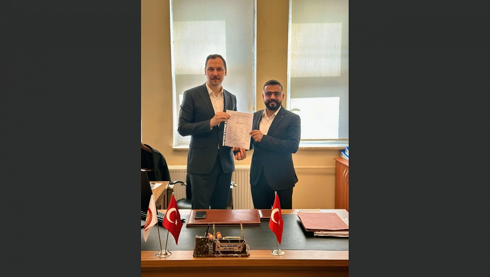 Tüm Sağlık Çalışanları Sendikası Mazbatasını Aldı