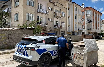 5 Yaşındaki Çocuk 2'nci Kattan Düştü