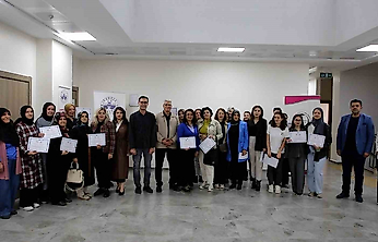 Elazığ'da 44 Kursiyere Girişimcilik ve Dijital Pazarlama Eğitimi