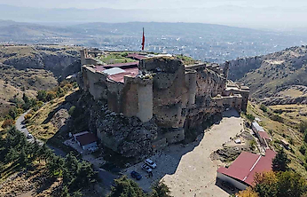 Elazığ'da 940 Yıllık Cami Yeniden İbadete Açıldı