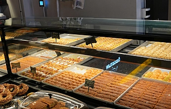 Elazığ'da Bayram Mesaisi: Tatlı Telaşı Başladı