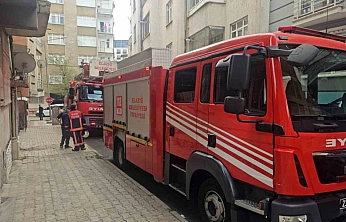 Elazığ'da Çatı Yangını Paniği: Ekipler Alarma Geçti