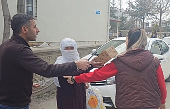 Zabıtaya Yakalanan Dilenci Parayı Teklif Etti