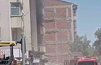Elazığ'da Evde Çıkan Yangın Kontrol Altına Alındı