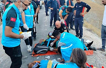 Elazığ'da Feci Kaza: Minibüs Uçuruma Yuvarlandı, 13 Yaralı