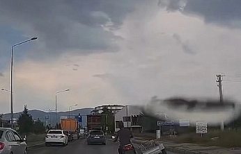Elazığ'da Trafiği Hiçe Sayan Motosiklet Sürücüsü Dikkat Çekti