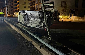 Elazığ'da Kaza: Araç Yan Yattı, 1 Yaralı