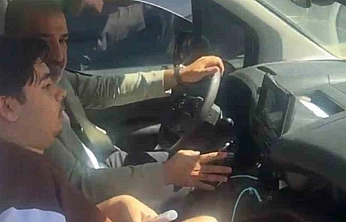 Elazığ'da Sınava Geç Kalan Öğrenciler Belediye Ulaşım Ekipleri ile Zamanında Yetiştirildi