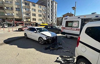 Elazığ'da Kaza: 1 Kişi Yaralandı