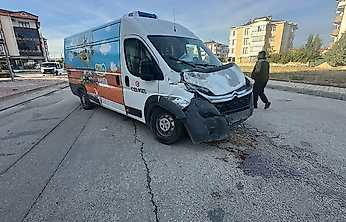 Elazığ'da Trafik Kazası: 4 Kişi Yaralandı
