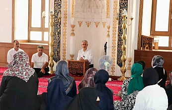 Elazığ'da Umre Adaylarına Hazırlık Eğitimi Verildi
