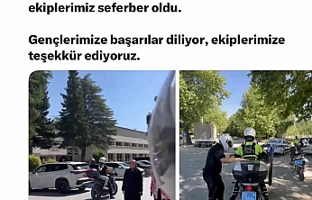 Elazığ Polisi Sınava Geç Kalan Öğrencileri Yetiştirdi
