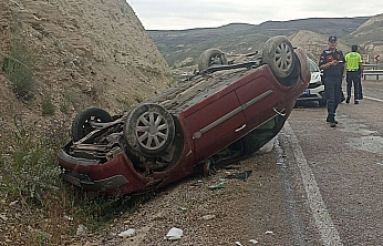 Elazığ EKUT Başkanı Heybet Öztekkeli, Sivas'ta Kaza Yaptı: 2'si Ağır 3 Yaralı