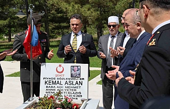 Elazığ Protokolü Bayram Öncesi Şehitlikleri Ziyaret Etti