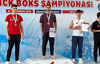 Altın Yumruklar Elazığ'a Madalyalarla Döndü