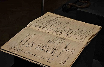 Elazığ'da Osmanlı'dan Kalan Veresiye Defteri Sergileniyor