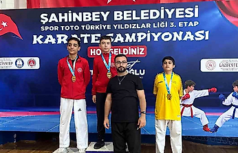 Elazığlı Karatecilerden Büyük Başarı: 6 Madalya