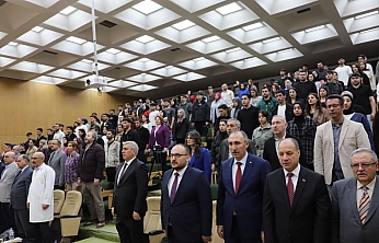 Fırat Üniversitesi'nde 'Malazgirt'i Yeniden Keşfetmek' Konferansı Gerçekleştirildi