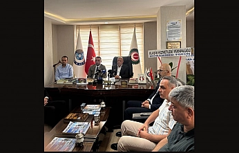 HAK-İŞ Başkanı Arslan Elazığ'da Çalışma Hayatının Sorunlarına Dikkat Çekti: 'Acil Reform Şart!'
