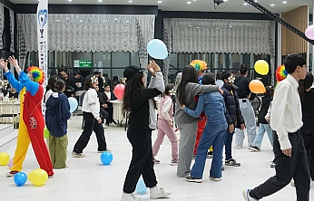 İyilik Çeşmesi Derneği İftarında Kuşaklar Arası Gönül Köprüsü Kuruldu