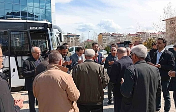 Kovancılar'da Umre Yolcuları Uğurlandı