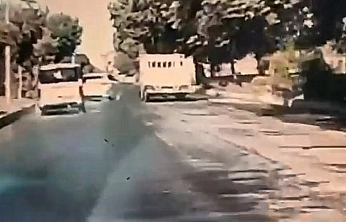 Makas Atan Otomobil Kayarak Kazaya Neden Oluyordu