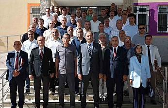 Milli Eğitim Müdürü Gün, Ortaokul Müdürleriyle Toplantıda Buluştu
