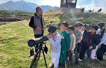 Minik Öğrenciler Doğayla Buluştu: Kuş Gözlemi Yaptılar