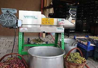 Elazığ'da Üreticilere 990 Tarım Makinesi Desteği