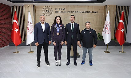 Avrupa 3.'sü Gizem Özer, İl Müdürü Eren'i Ziyaret Etti