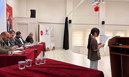 Elazığ'da Şiirler Yarıştı