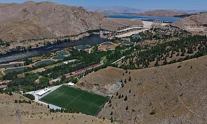 Keban Baraj Gölü Manzaralı Stat Dronla Havadan Görüntülendi