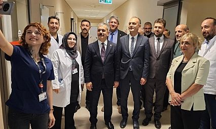 Milletvekili Erol Keleş'ten Fethi Sekin Şehir Hastanesi'ne Bayram Ziyareti