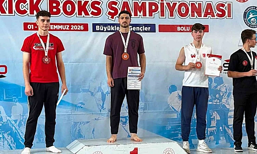 Altın Yumruklar Elazığ'a Madalyalarla Döndü