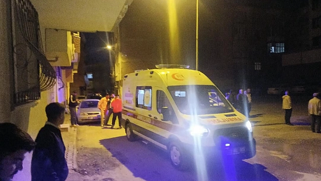 Seyir Halindeki Araçta Yanıcı Madde Alev Aldı: 3 Yaralı