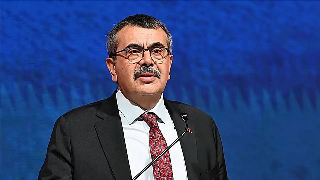 Bakan Tekin Elazığ'a Geliyor