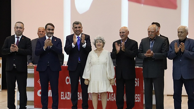ÇAĞLAR COŞKUN DURAN CHP ELAZIĞ İL BAŞKANI OLARAK SEÇİLDİ.