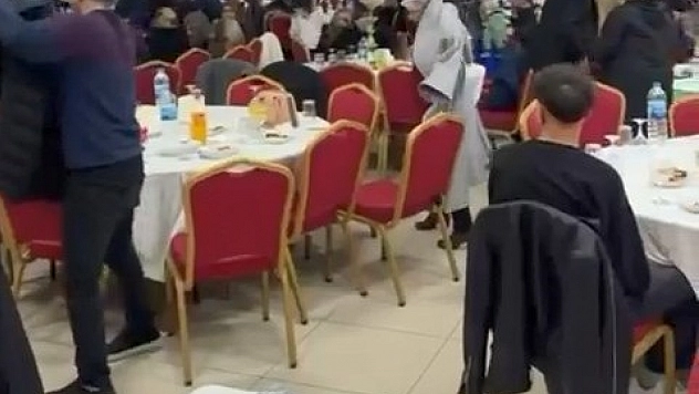 Depremi düğünde yaşadılar