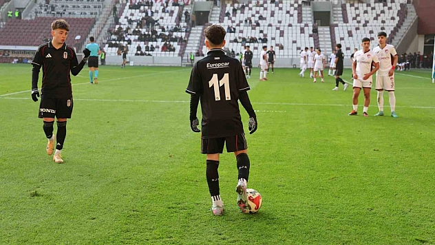 Dostluk Karşılaşması: Elazığspor U16 2 - Beşiktaş U16 1