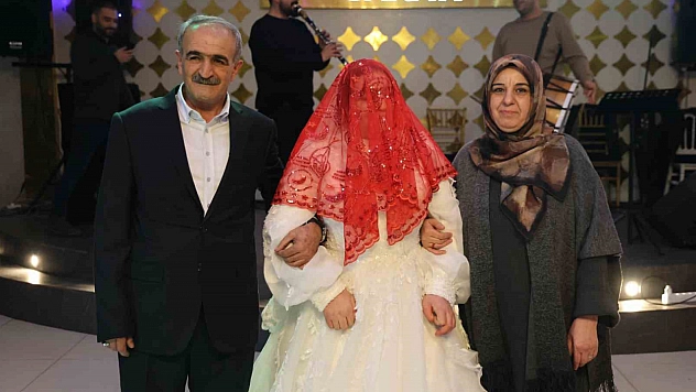 Down sendromlu Şevval'in düğün ve gelinlik hayali gerçeğe dönüştü.