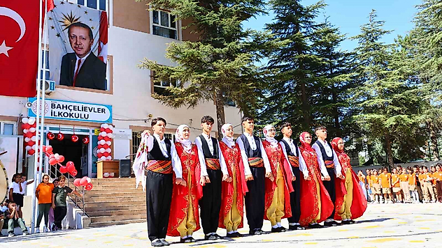 Elazığ'da İlköğretim Haftası Coşkuyla Kutlandı