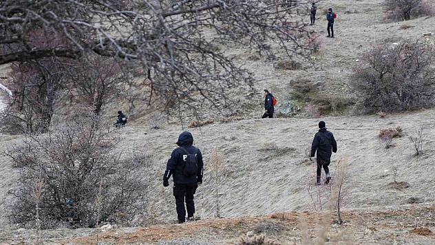 Elazığ'da 100 Kişilik Ekip Kayıp Adamı Arıyor
