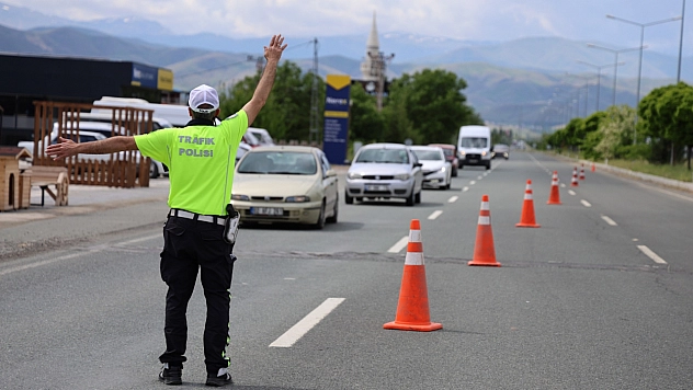 Elazığ'da Bayram Öncesi Trafikte Sıkı Denetim